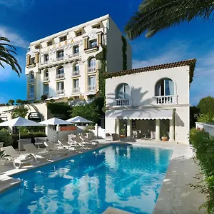 ***** Hotel Juana France